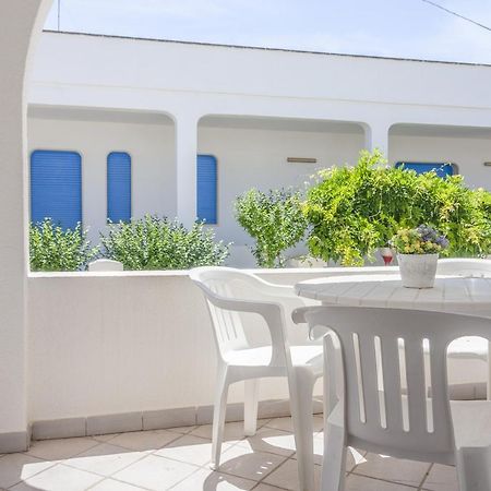 マリーナ・ディ・マンカヴェルサ Casa Riccioneヴィラ エクステリア 写真