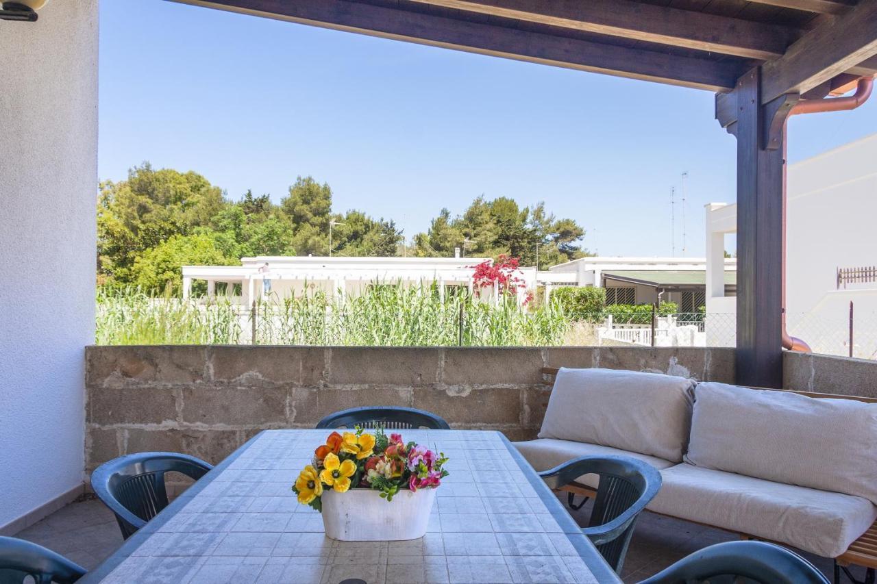 マリーナ・ディ・マンカヴェルサ Casa Riccioneヴィラ エクステリア 写真