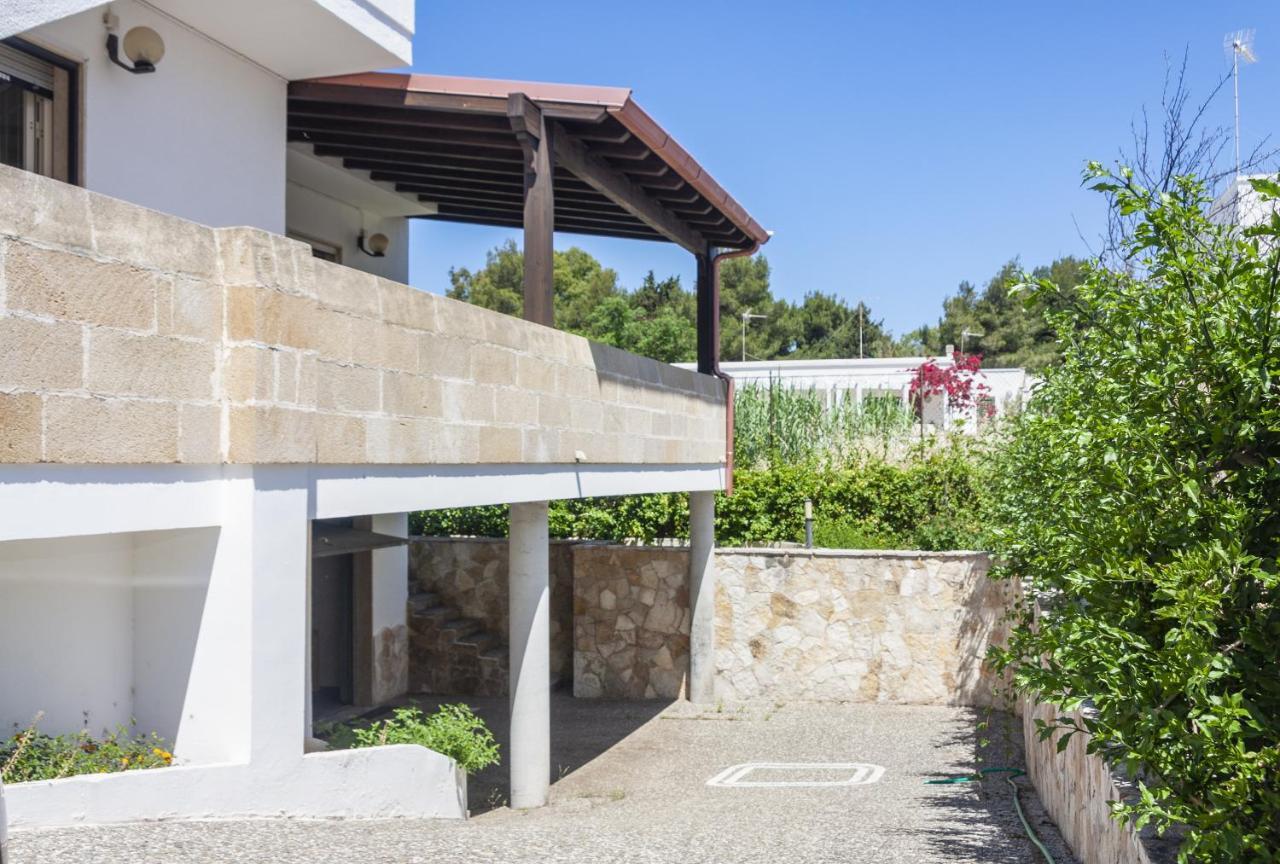 マリーナ・ディ・マンカヴェルサ Casa Riccioneヴィラ エクステリア 写真